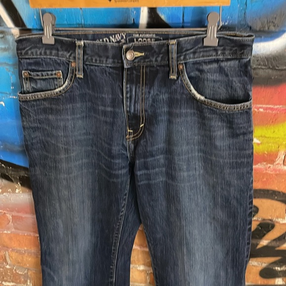 OLD NAVY-men’s dark wash cotton denim THE AUTHENTIC LOOSE fit straight leg jeans - Picture 2 of 10